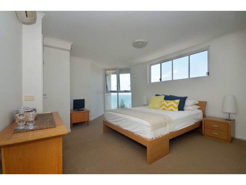 30/186 The Esplanade, Burleigh Heads QLD 4220