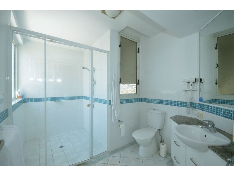 30/186 The Esplanade, Burleigh Heads QLD 4220