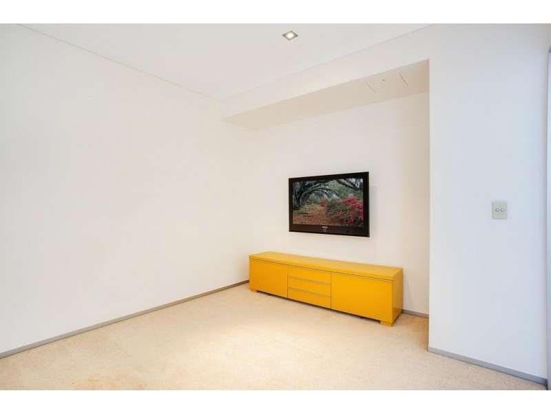 2123/2 The Esplanade, Burleigh Heads QLD 4220