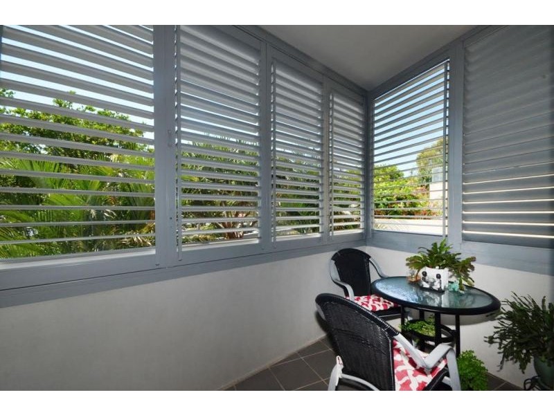 2006/1 Ocean Street, Burleigh Heads QLD 4220