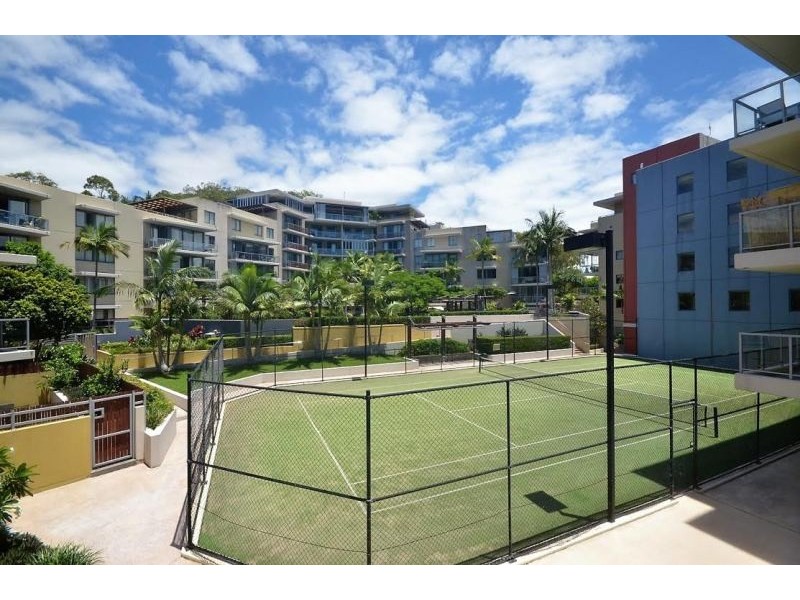 2006/1 Ocean Street, Burleigh Heads QLD 4220