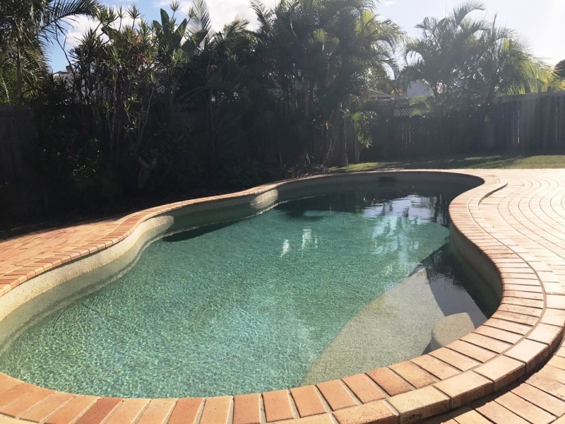 Burleigh Waters QLD 4220