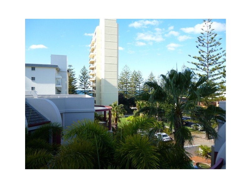 28/5 Fourth Avenue, Burleigh Heads QLD 4220