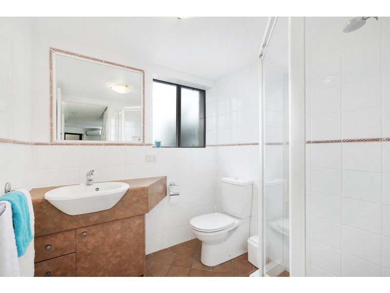 28/5 Fourth Avenue, Burleigh Heads QLD 4220