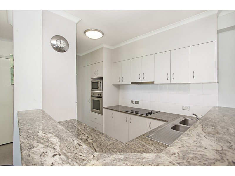 9/186 The Esplanade, Burleigh Heads QLD 4220