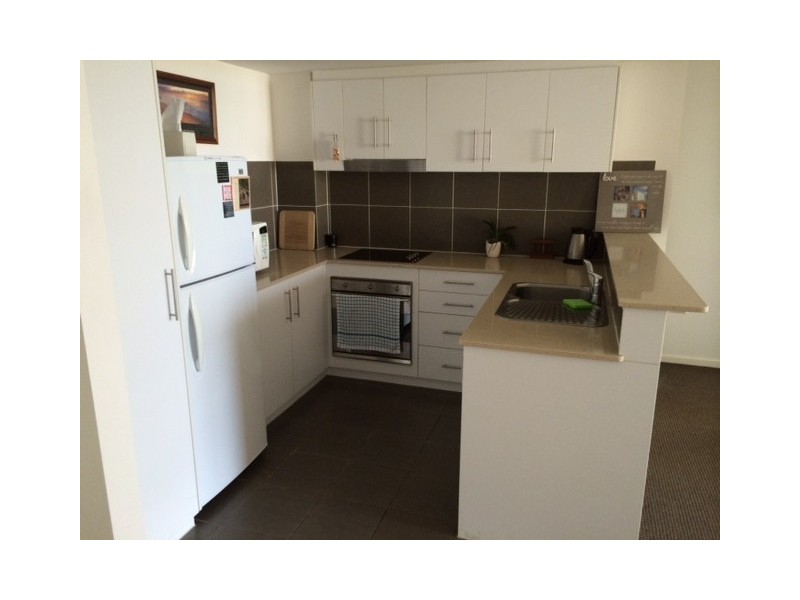 1040/1 Ocean Street, Burleigh Heads QLD 4220