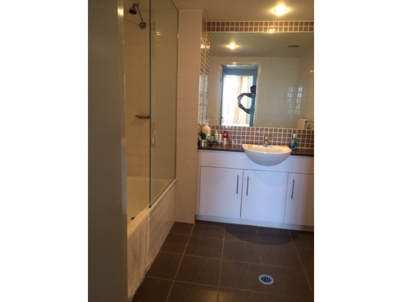 1040/1 Ocean Street, Burleigh Heads QLD 4220