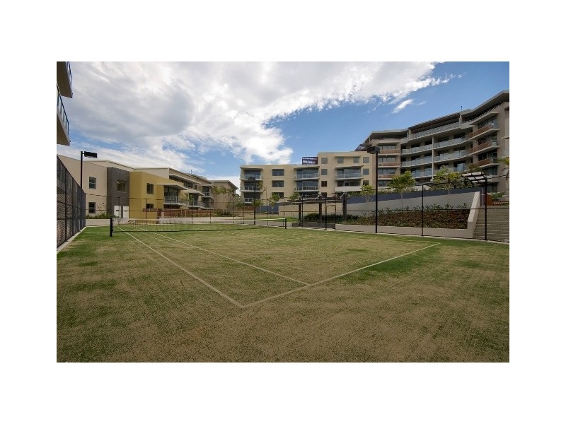 1040/1 Ocean Street, Burleigh Heads QLD 4220