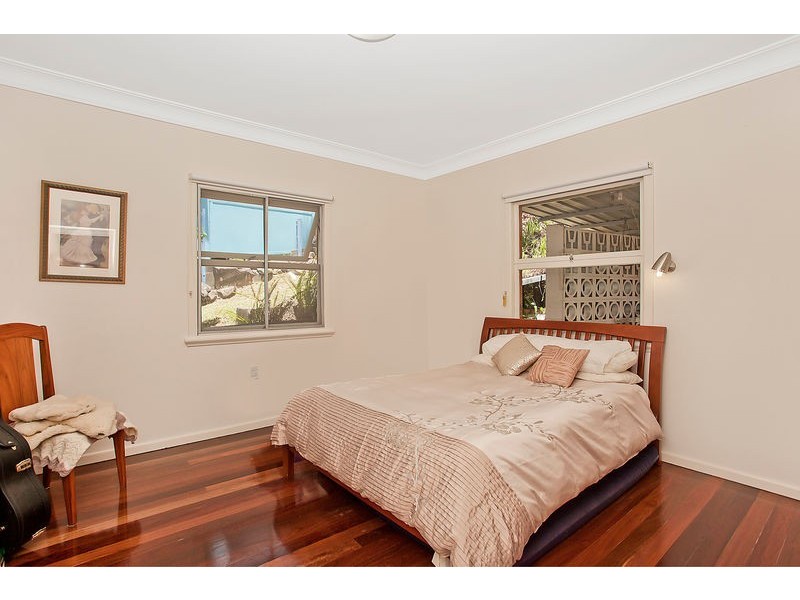 16-18 East Street, Burleigh Heads QLD 4220