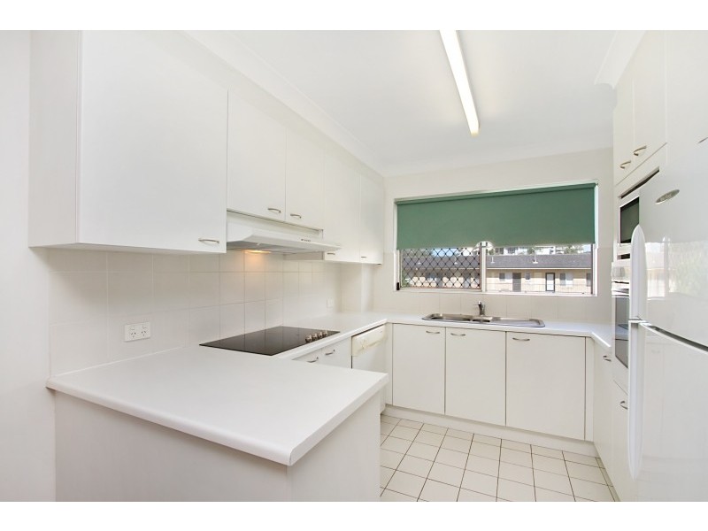 15/136 The Esplanade, Burleigh Heads QLD 4220