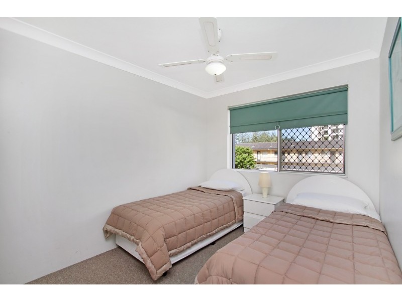 15/136 The Esplanade, Burleigh Heads QLD 4220
