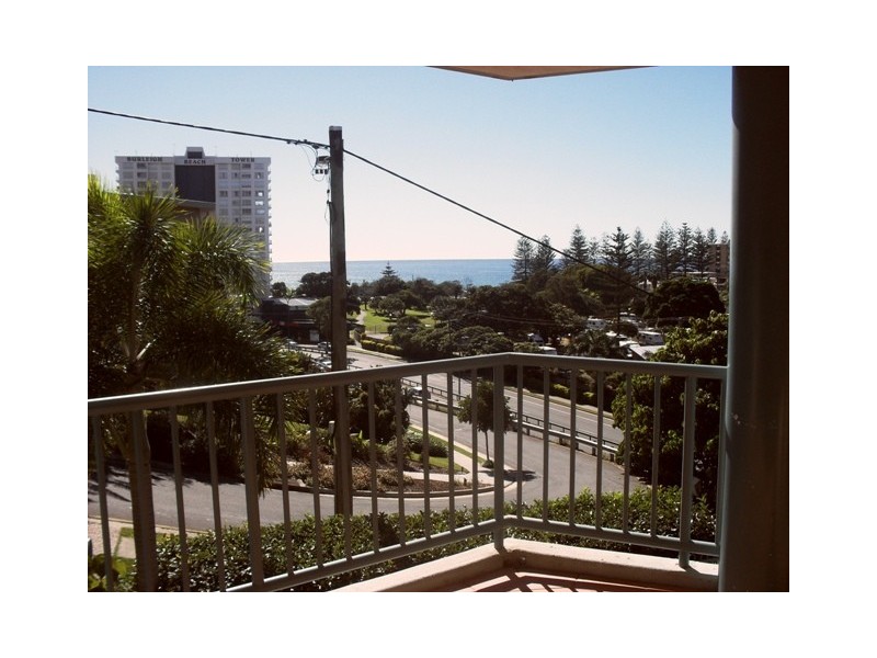 5/2 Brake Street, Burleigh Heads QLD 4220