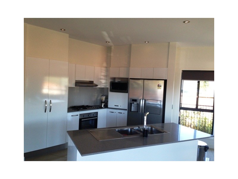 4A Orchna Street, Burleigh Heads QLD 4220