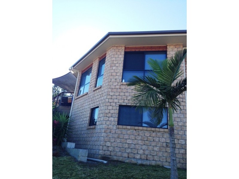 4A Orchna Street, Burleigh Heads QLD 4220