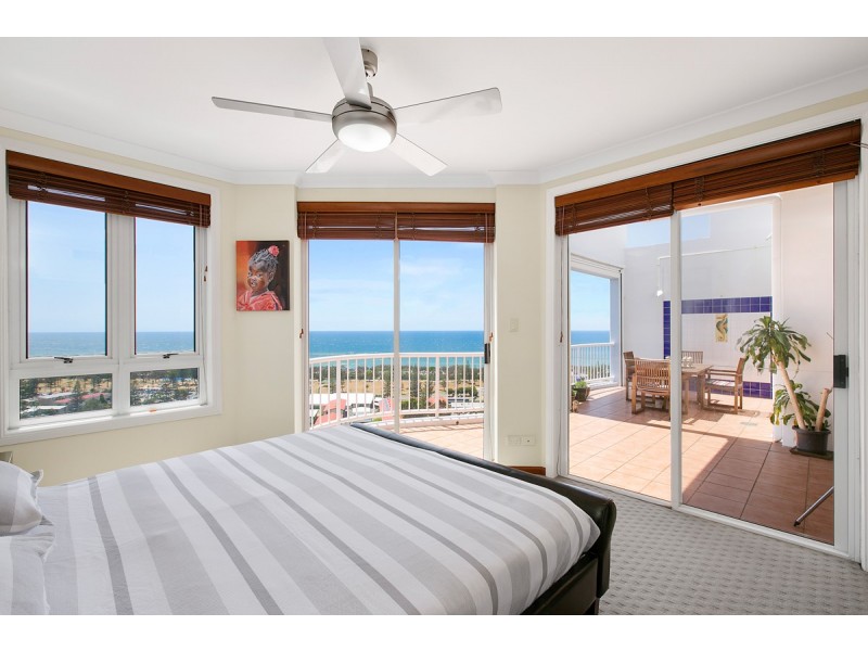 1172/33 Alexandra Avenue, Broadbeach QLD 4218