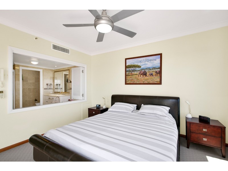 1172/33 Alexandra Avenue, Broadbeach QLD 4218