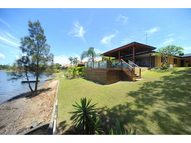 52 Honeyeater Drive, Burleigh Waters QLD 4220