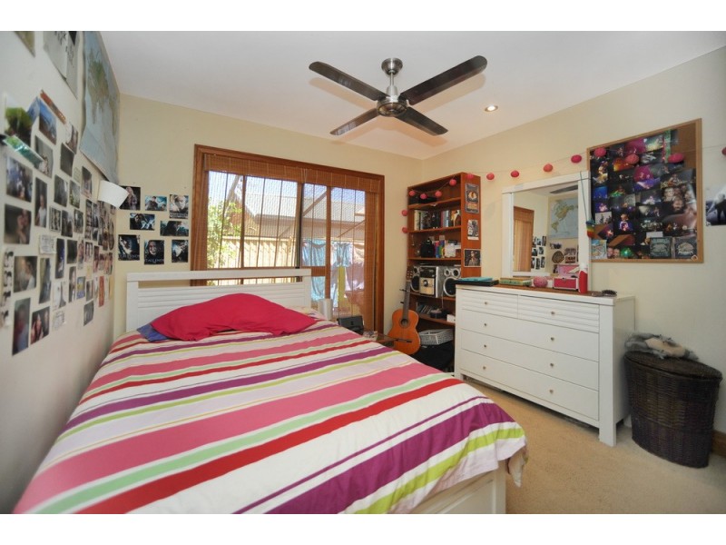 52 Honeyeater Drive, Burleigh Waters QLD 4220