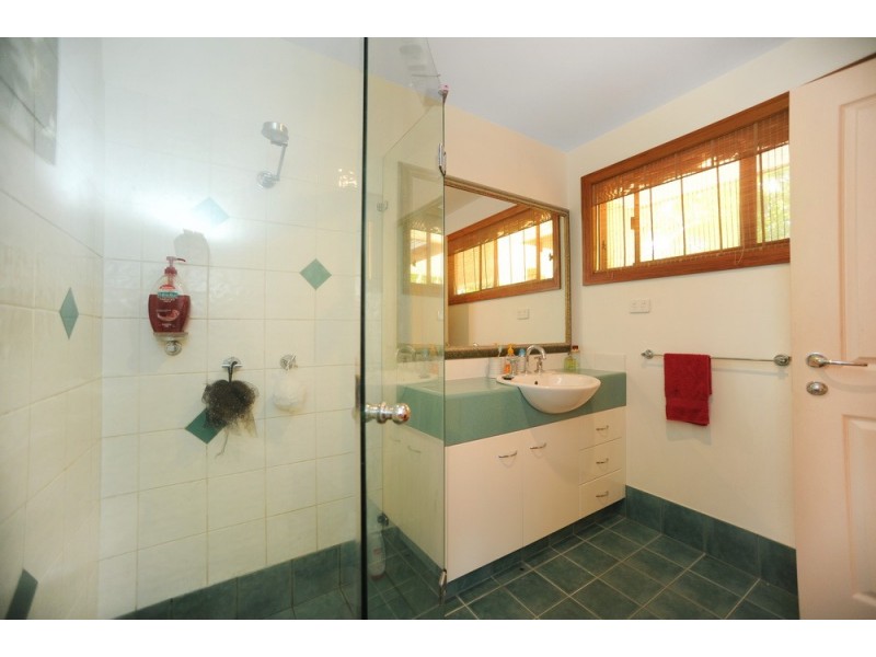 52 Honeyeater Drive, Burleigh Waters QLD 4220