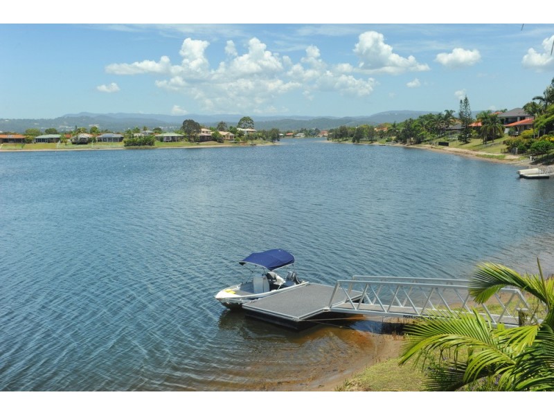 52 Honeyeater Drive, Burleigh Waters QLD 4220