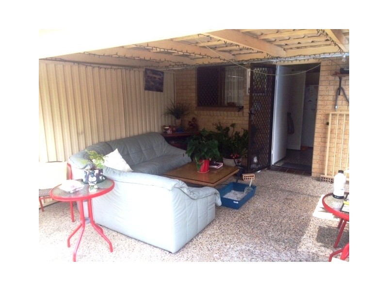 1/105 Mountain View Ave, Miami QLD 4220