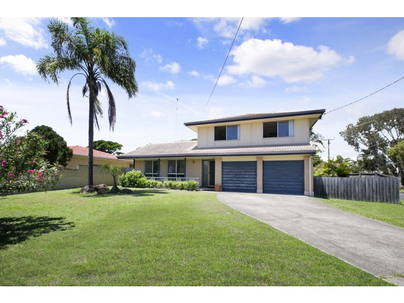 12 Curlew Crescent, Burleigh Waters QLD 4220