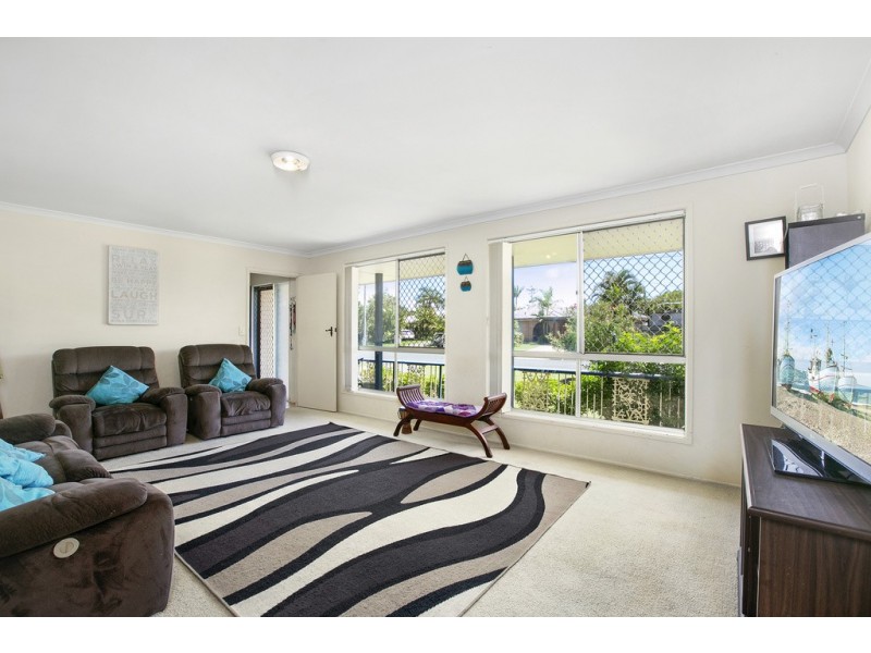 12 Curlew Crescent, Burleigh Waters QLD 4220