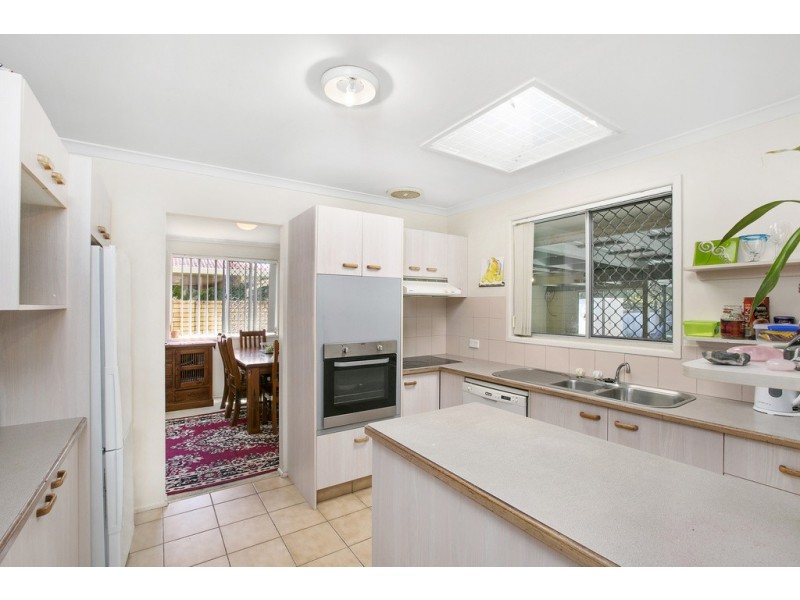 12 Curlew Crescent, Burleigh Waters QLD 4220