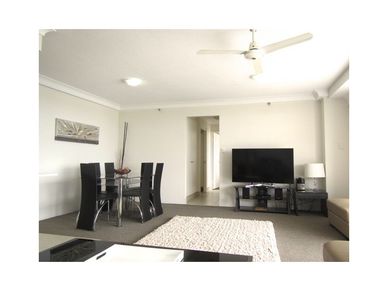 6B/3 Second Avenue, Burleigh Heads QLD 4220