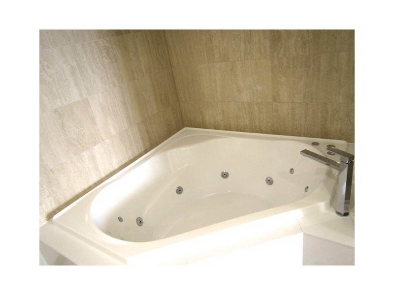 6B/3 Second Avenue, Burleigh Heads QLD 4220