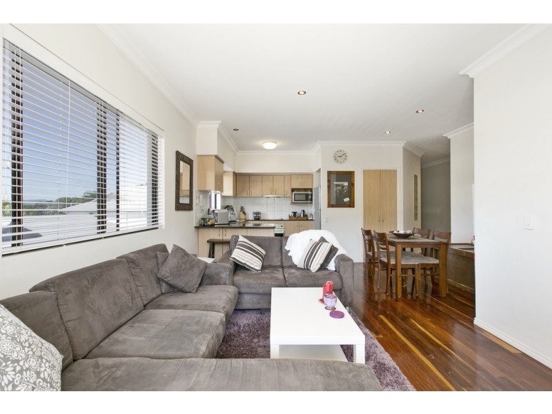 7/2008 Gold Coast Highway, Miami QLD 4220