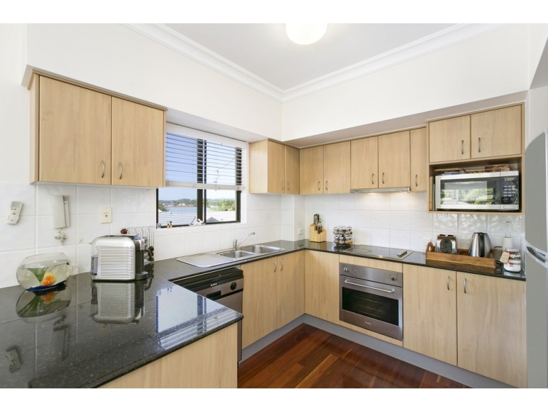 7/2008 Gold Coast Highway, Miami QLD 4220