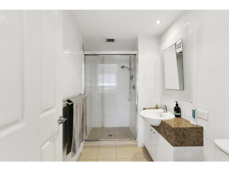 7/2008 Gold Coast Highway, Miami QLD 4220