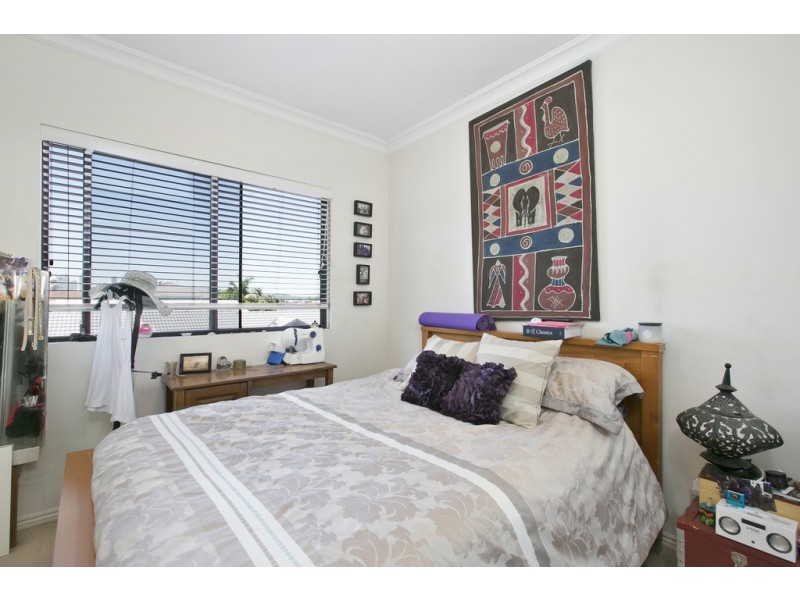 7/2008 Gold Coast Highway, Miami QLD 4220