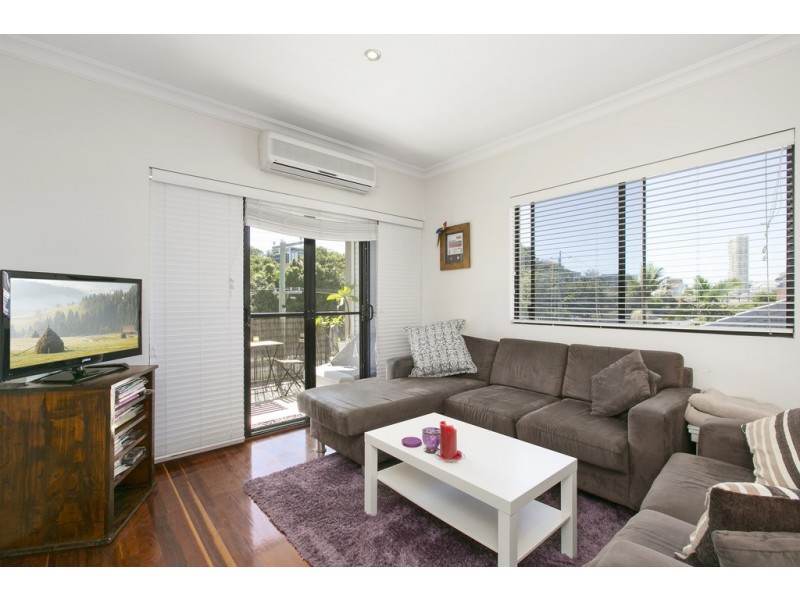 7/2008 Gold Coast Highway, Miami QLD 4220