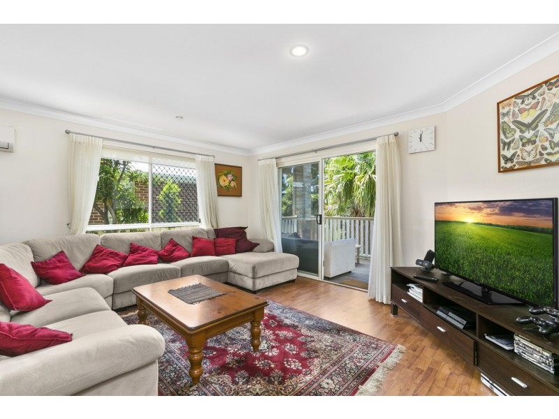 2/31 Tallebudgera Creek Road, Burleigh Heads QLD 4220