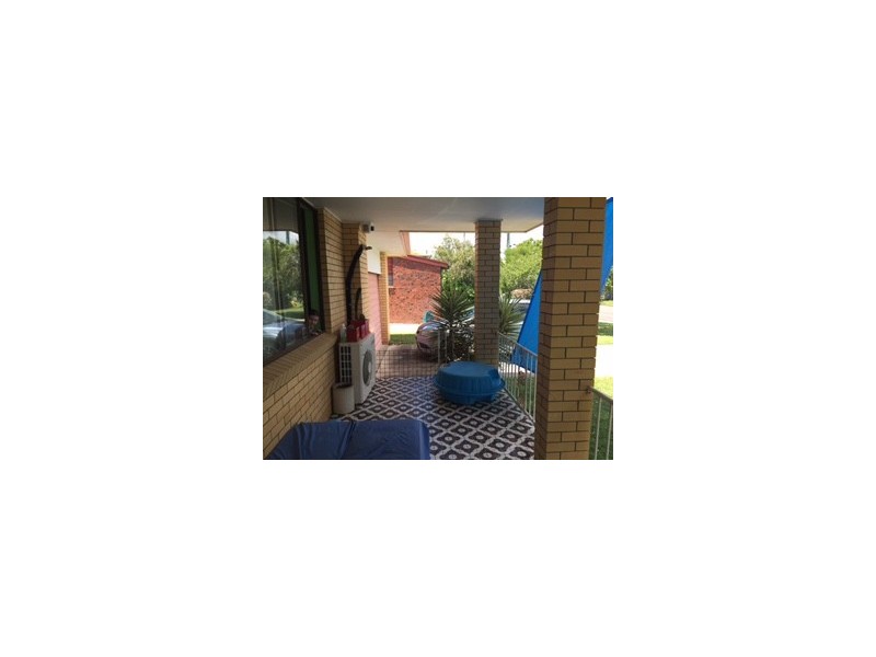 17 Egret Avenue, Burleigh Waters QLD 4220