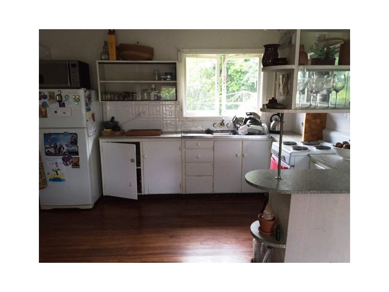 35 Acanthus Avenue, Burleigh Heads QLD 4220