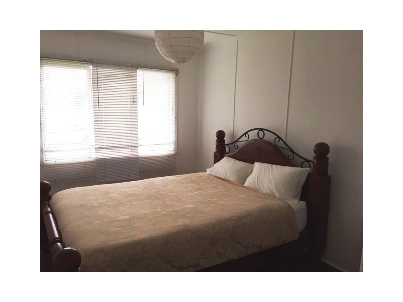 35 Acanthus Avenue, Burleigh Heads QLD 4220