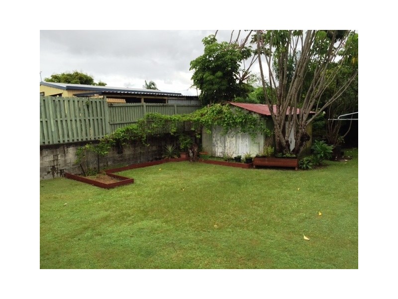 35 Acanthus Avenue, Burleigh Heads QLD 4220