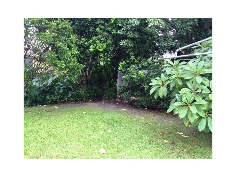 35 Acanthus Avenue, Burleigh Heads QLD 4220