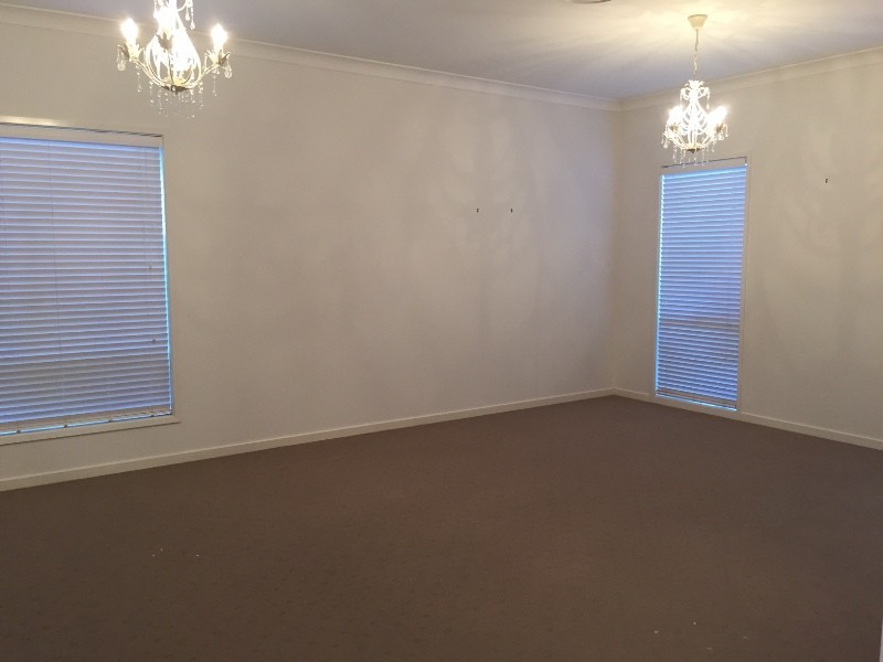 Varsity Lakes QLD 4227