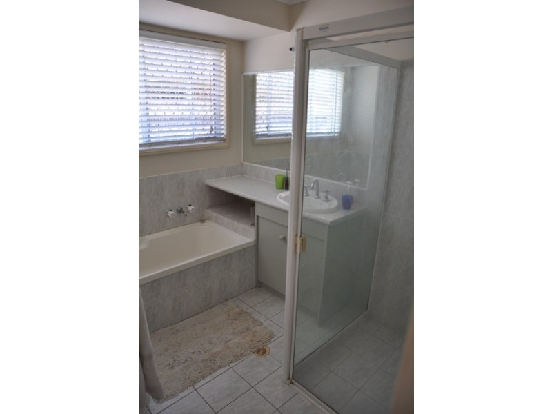 Burleigh Waters QLD 4220