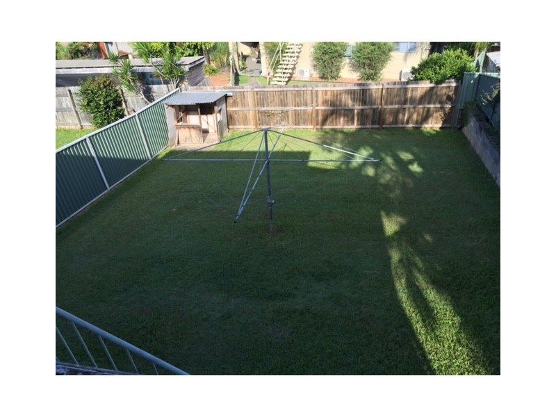 44 Hillcrest Parade, Miami QLD 4220