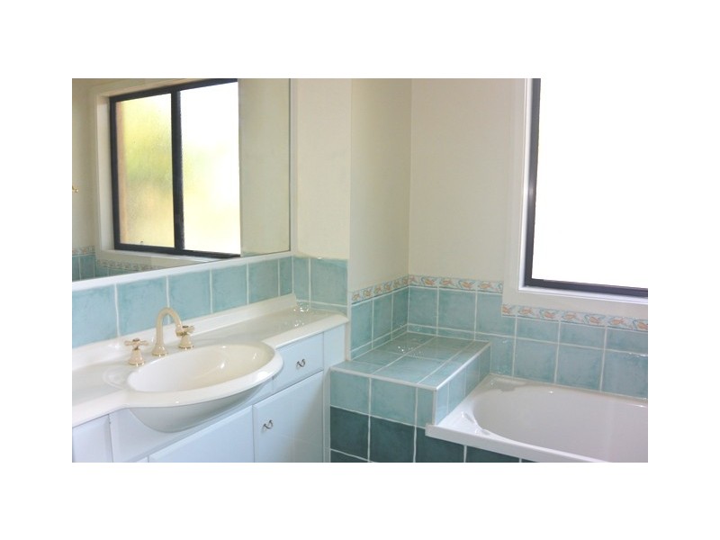 62 Sea Eagle Drive, Burleigh Waters QLD 4220