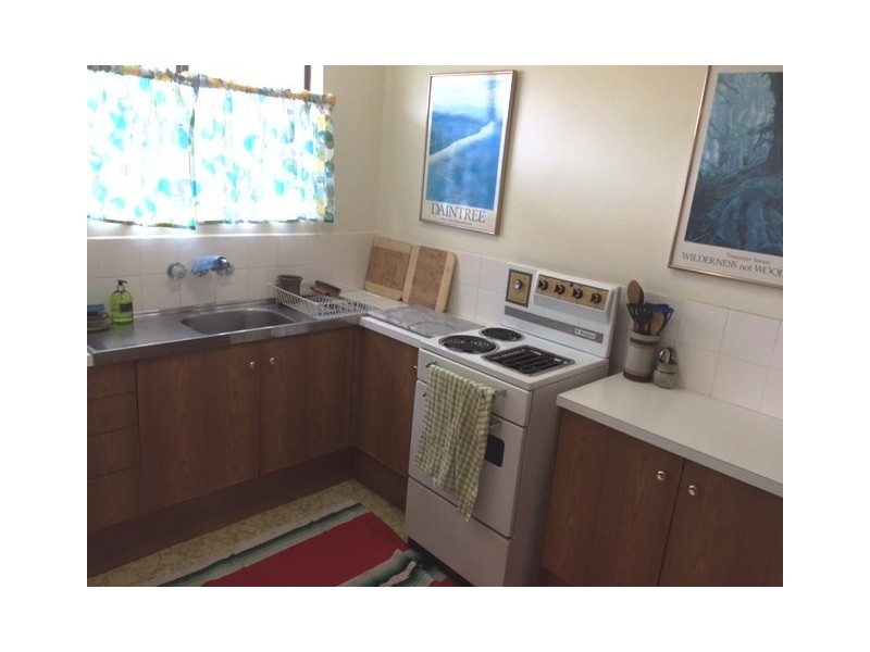 11/1871 Gold Coast Highway, Burleigh Heads QLD 4220