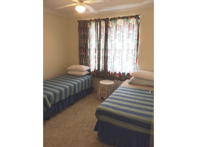 11/1871 Gold Coast Highway, Burleigh Heads QLD 4220