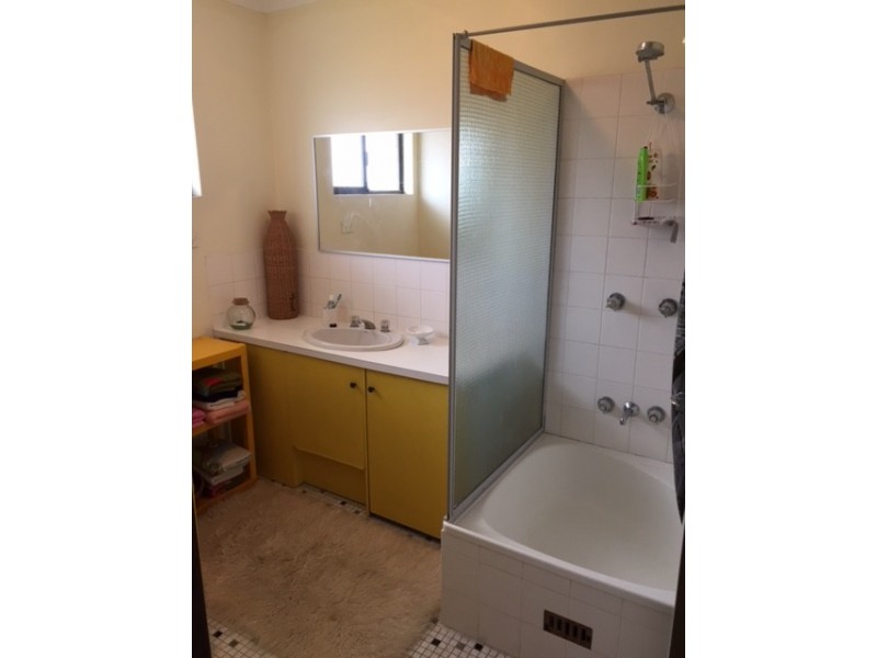 11/1871 Gold Coast Highway, Burleigh Heads QLD 4220