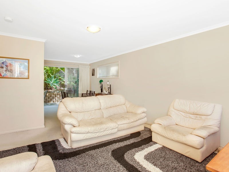 7/5 Greenlands Drive, Varsity Lakes QLD 4227