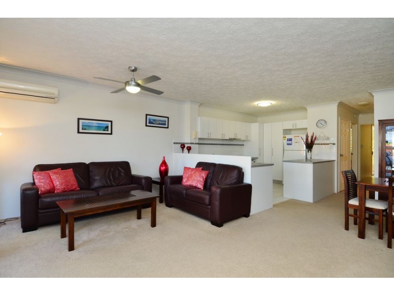 9/7 First Avenue, Burleigh Heads QLD 4220